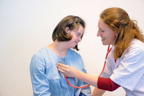 Recrute médecin généraliste H/F - CDD 12 mois - Mi-temps