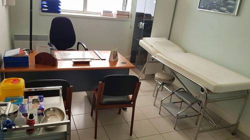 Recrute F/H, Médecin Pediatre