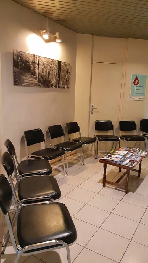 Recrute(F/H) Médecin ophtalmologue