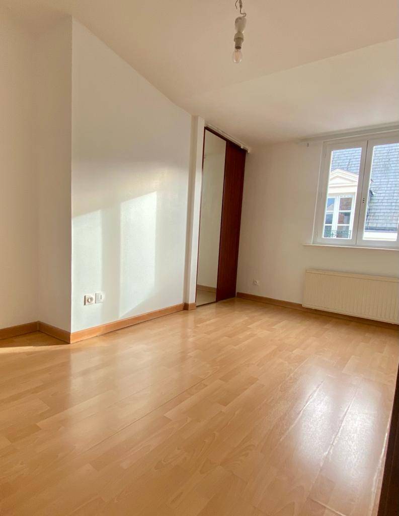 Loue appartement refait à neuf - 37m² - Hyper centre Orléans