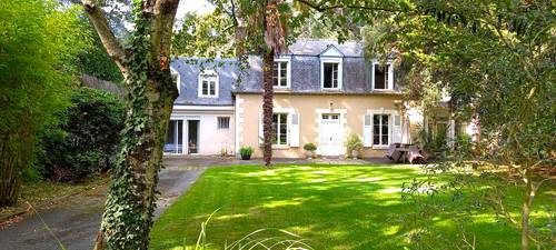 Vends Rennes Thabor (35) Propriété indépendante avec dépendance et très beau jardin - 5 chambres, 225m²