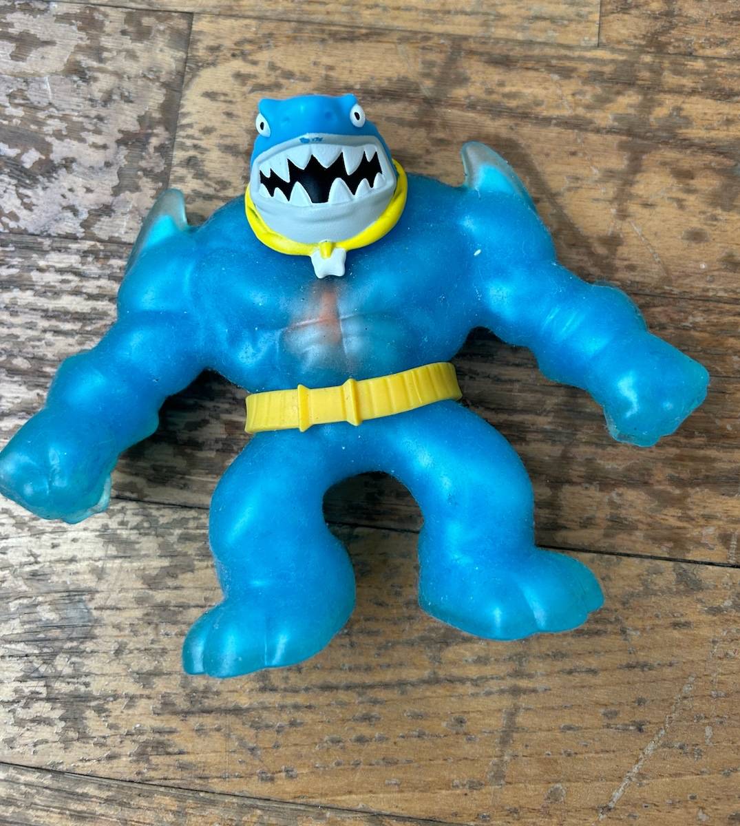 Goo Jit Zu Requin