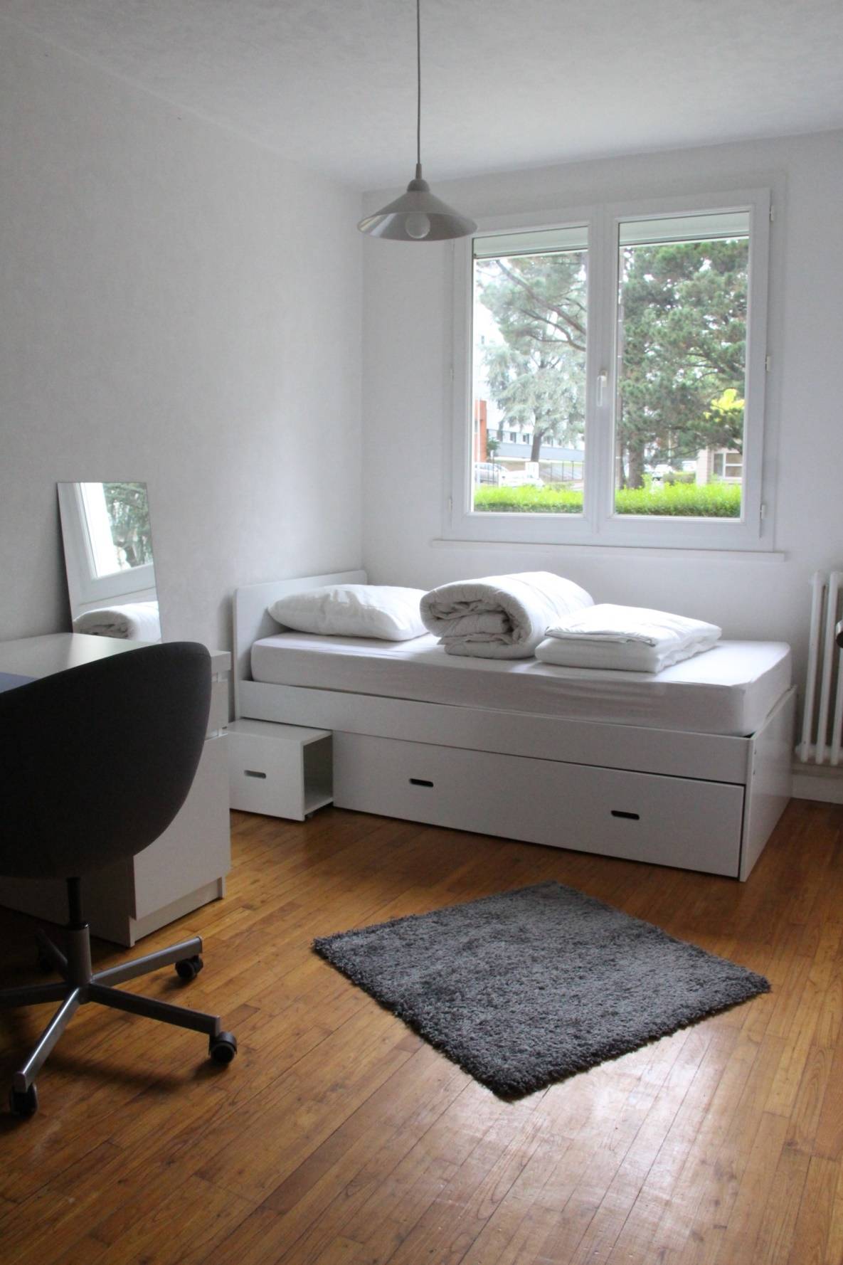 Reste 1 chambre Meublée dans Colocation · 68m² pour 4 étudiants