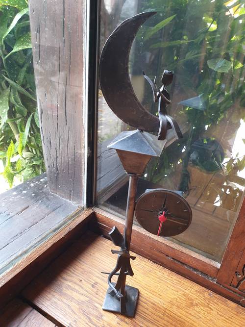 Réverbère en fer forgé vintage
