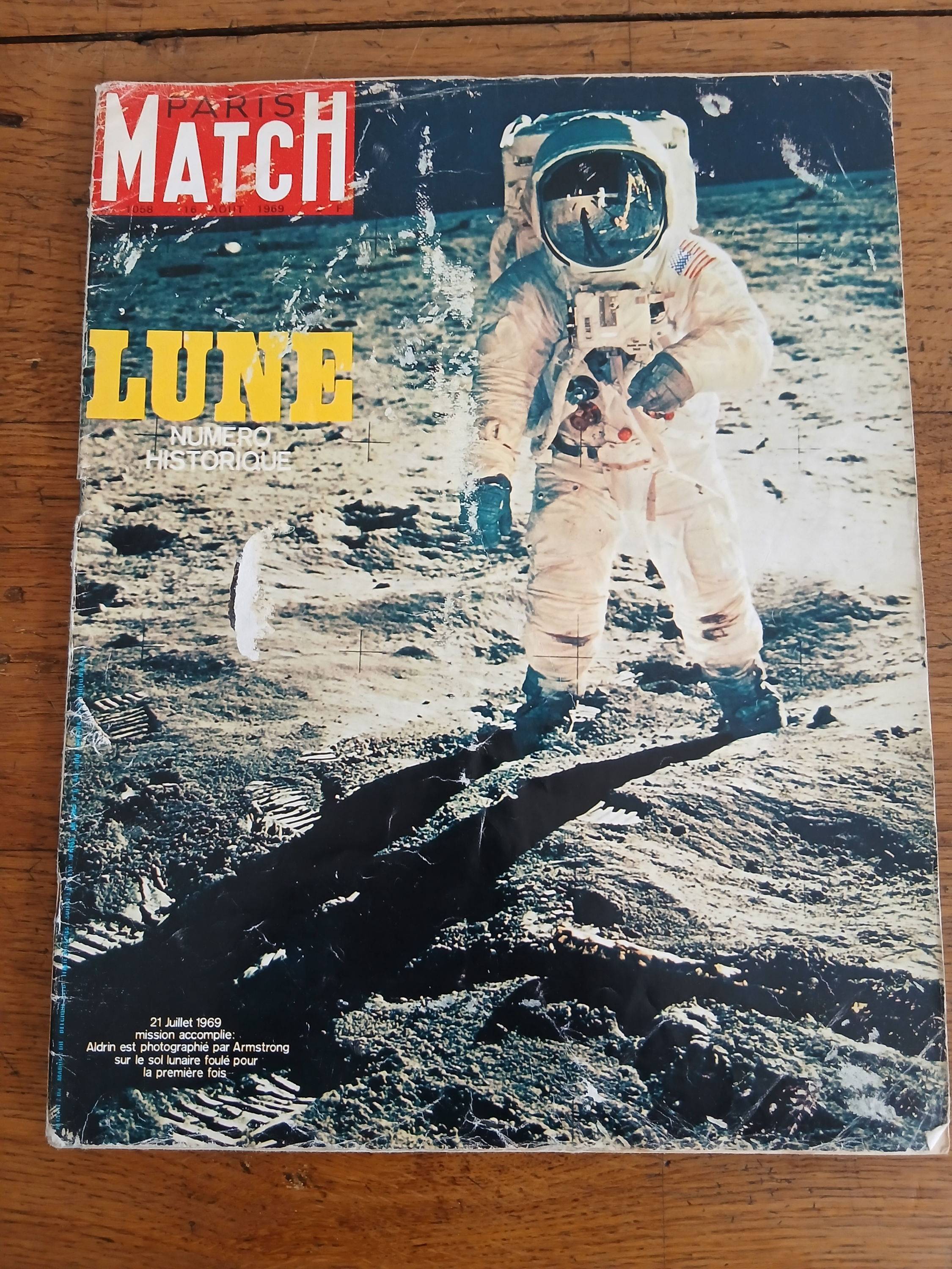 Vends revue "Paris Match " du 16 Août 1969