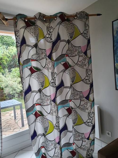 1 Rideau Compagnie des étoffes en parfait état 1,40m x 2,52m