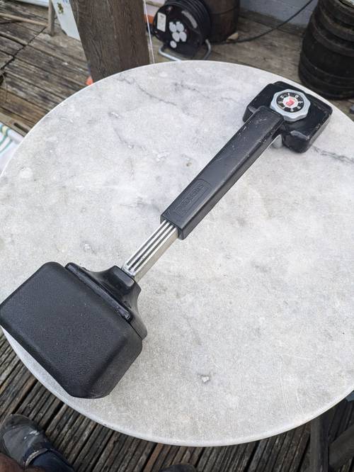 Vends genouillère Roberts 10-422BK Deluxe G.T. Pour tapis de 43,5 à 53,3 cm, noir