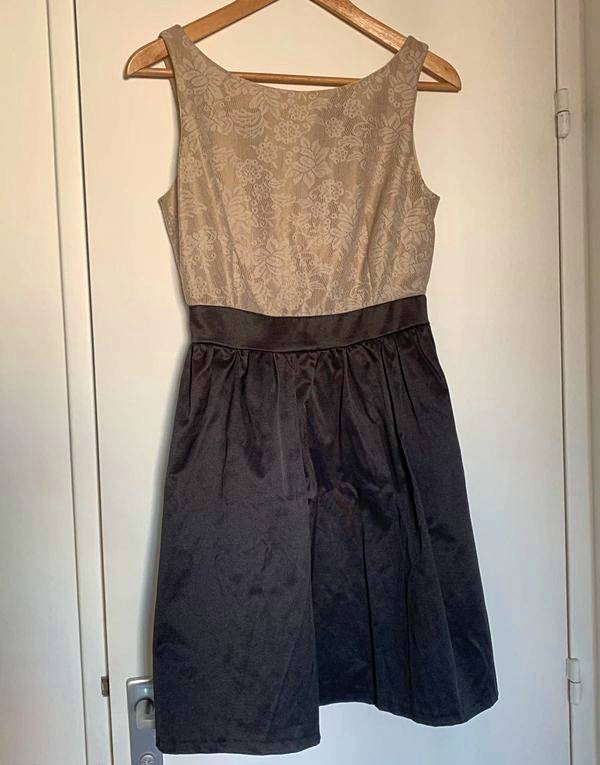 Robes courtes Naf naf 34  (XS, T0)
