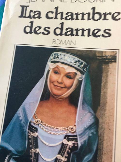Vends 3 romans divers. Maisons d’éditeurs. Excellent état