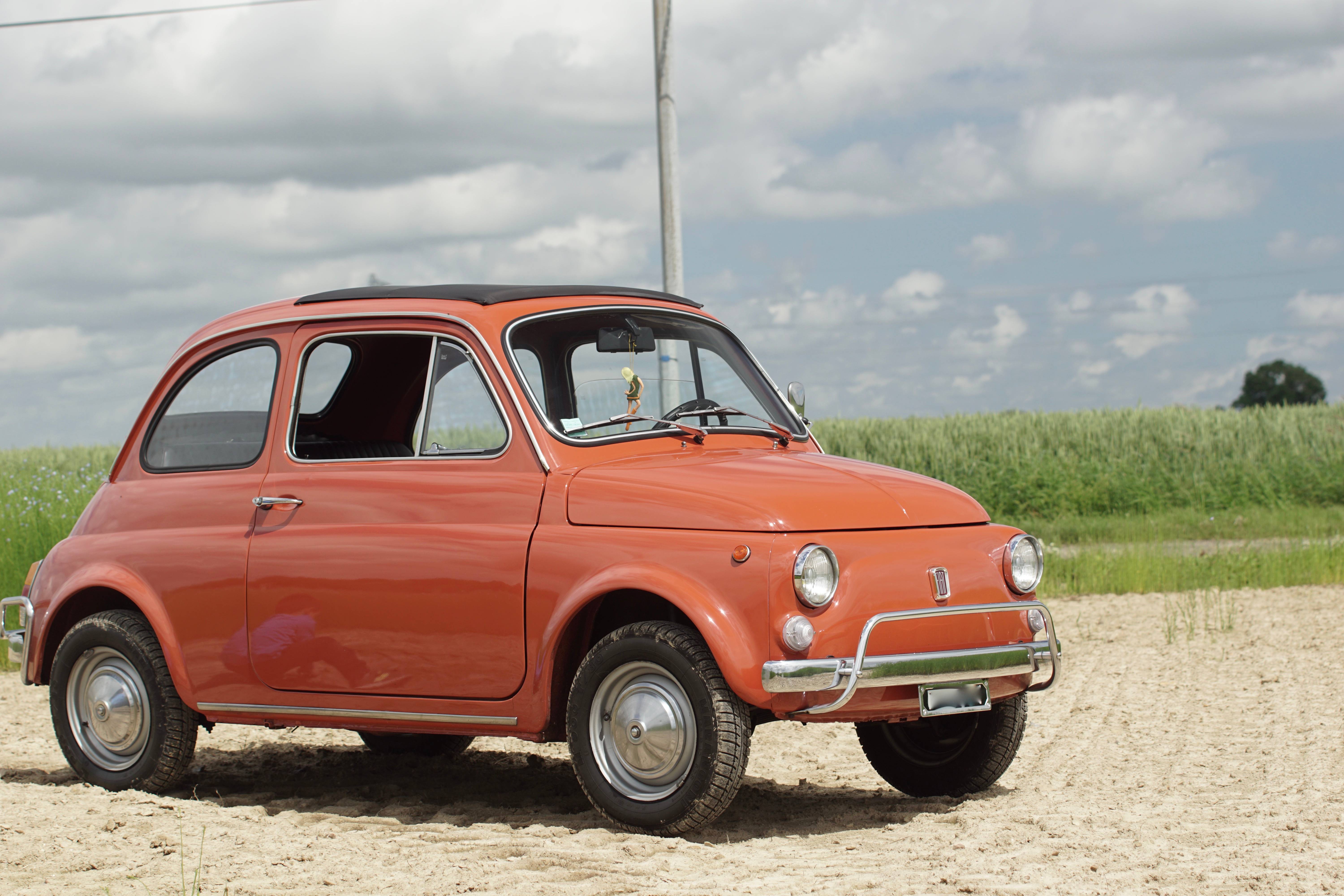 BURAGO FIAT 500L 1968 Rosso in Metallo Pressofuso Modellino Auto in scala 1:24 EUR 29,99 - IT