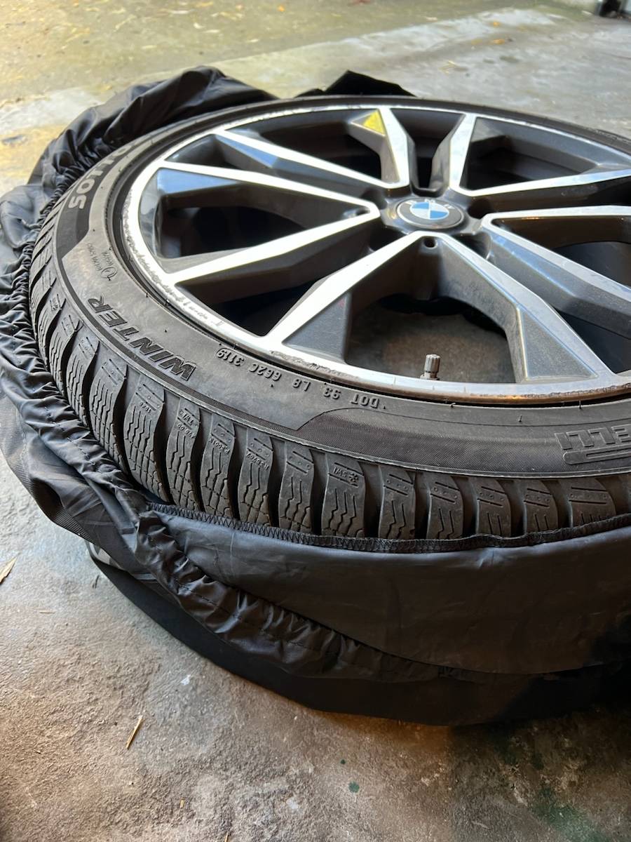 4 roues complètes (jante et pneu hiver) BMW - 2020, 15000 km