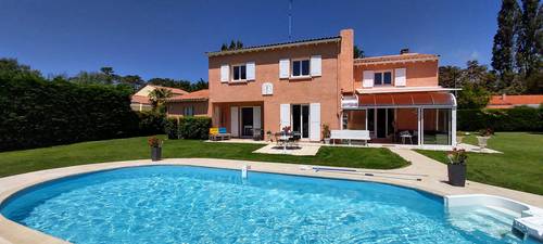 Vends villa 6 chambres - Royan (17) - 230m²