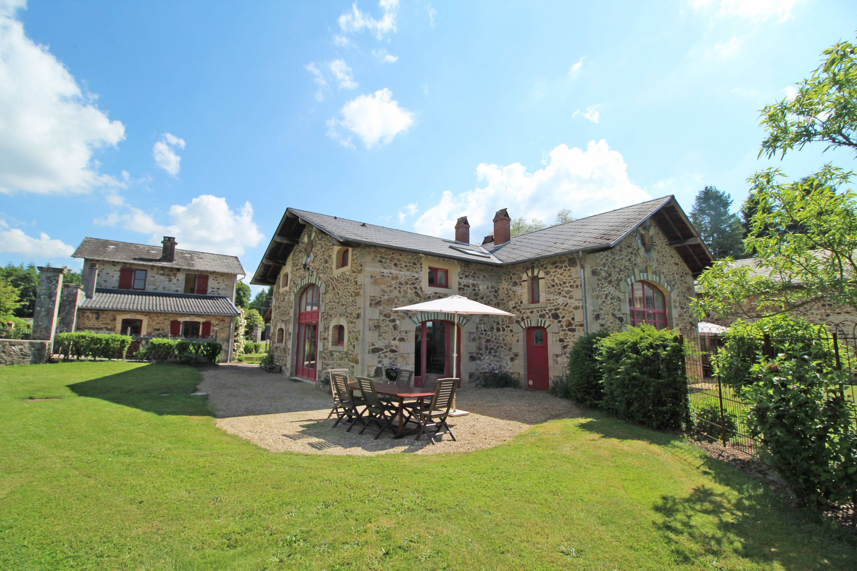Loue gîte rural Limousin proche Limoges - 6 couchages - 3 ch