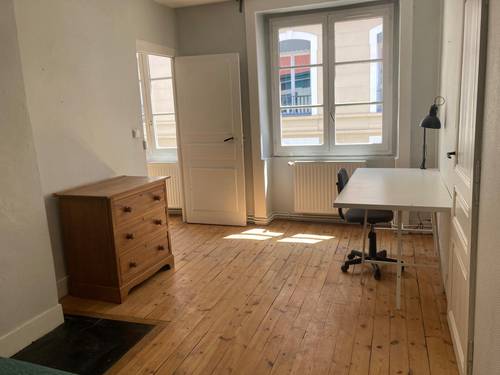 Chambre à louer 350€ dans un appartement T3 partagé de 65m², 42100 Saint-Étienne