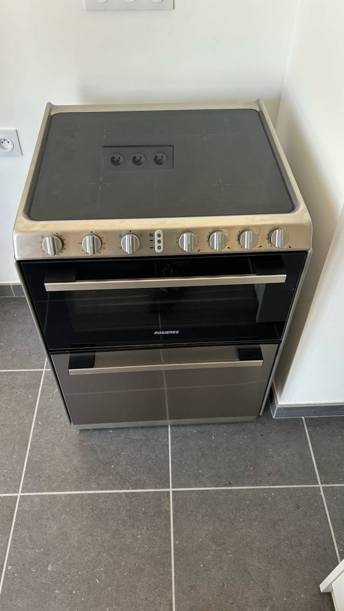A saisir Cuisinière Triplex neuve de chez Rosière