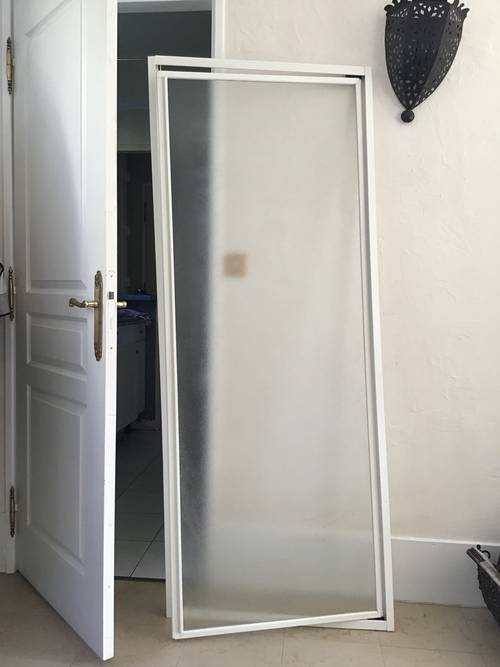 Vends porte de douche neuve