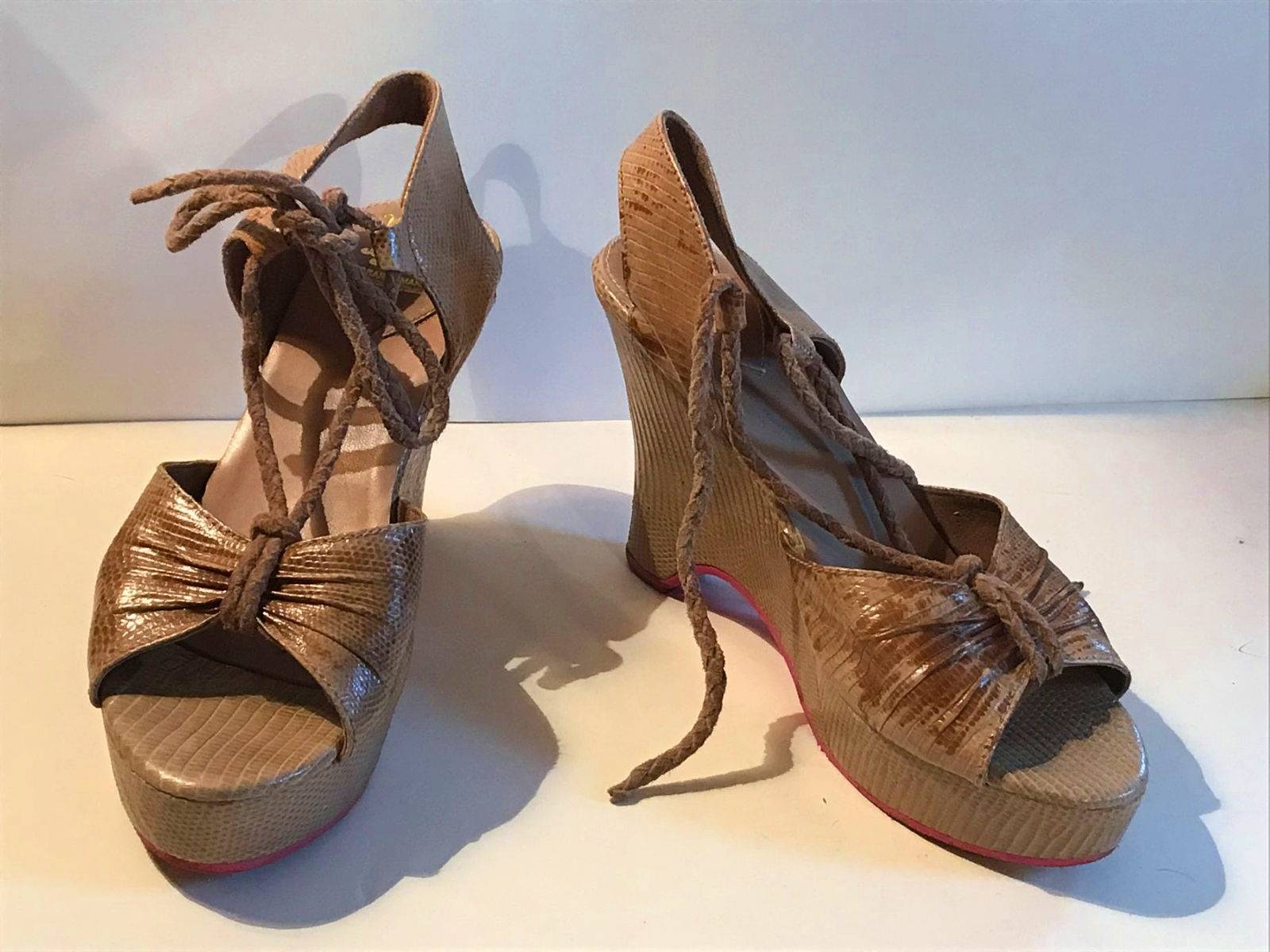 Sandales Anjorand-Marzat compensées, 37, cuir beige, neuves