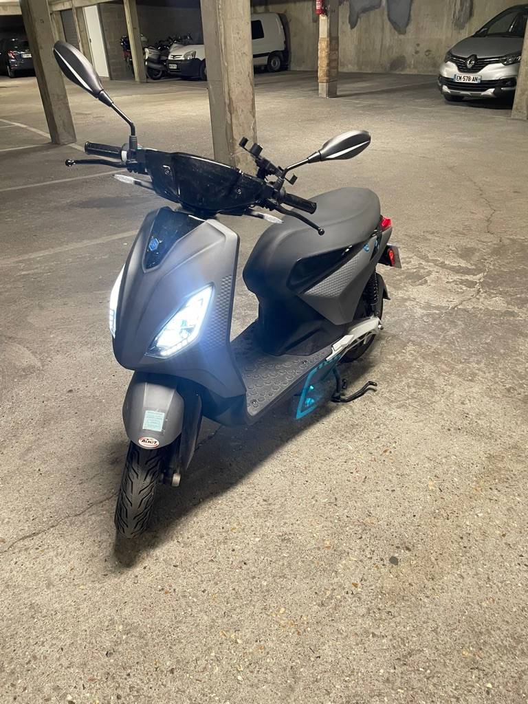 Vends scooter électrique Piaggio One 50CC, 2023, 370km