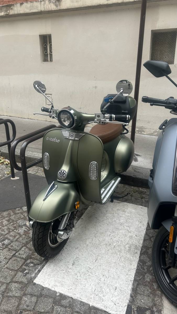 Scooter électrique 50 e-retro