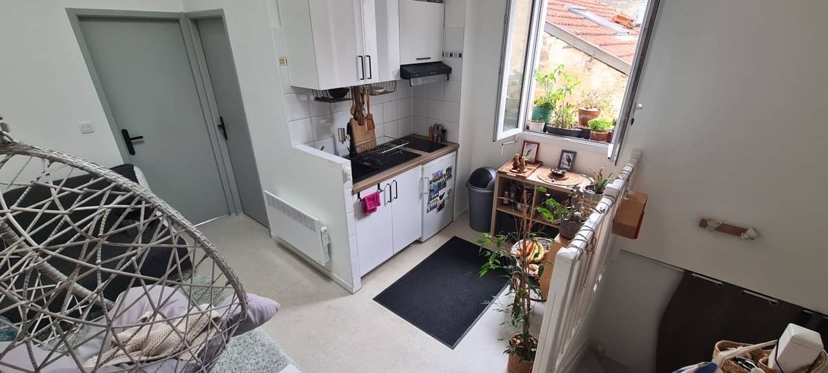 Loue appartement 27m² meublé rénové 2 pièces Bordeaux