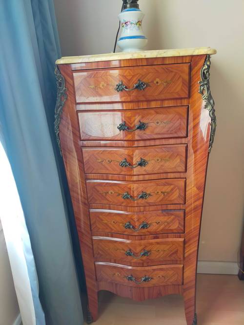 Semainier Louis XV en bois de rose magnifique