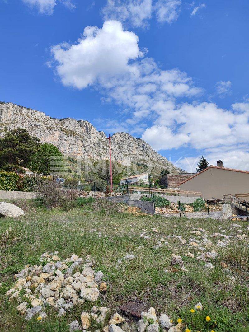 Vends terrain - 364m² - Séranon Village