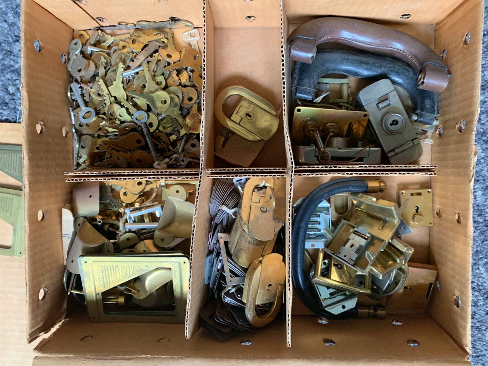Lot de serrures malles et valises Innovation