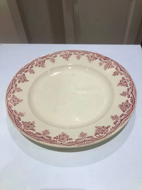 Plat de service en Choisy le roi, terre de fer