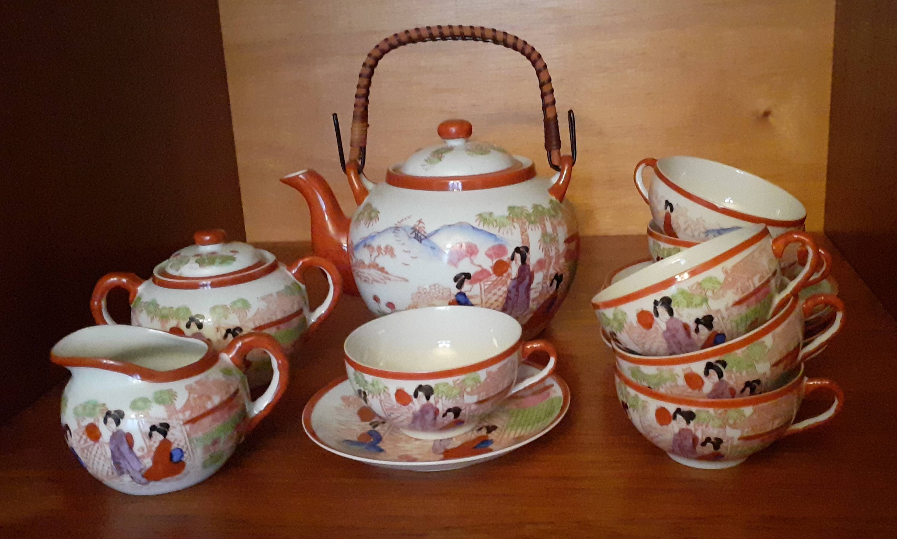 Service à thé, motif japonais