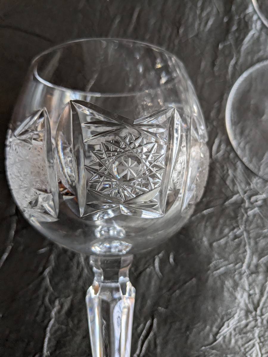 Vends service de 6 verres à pied en cristal