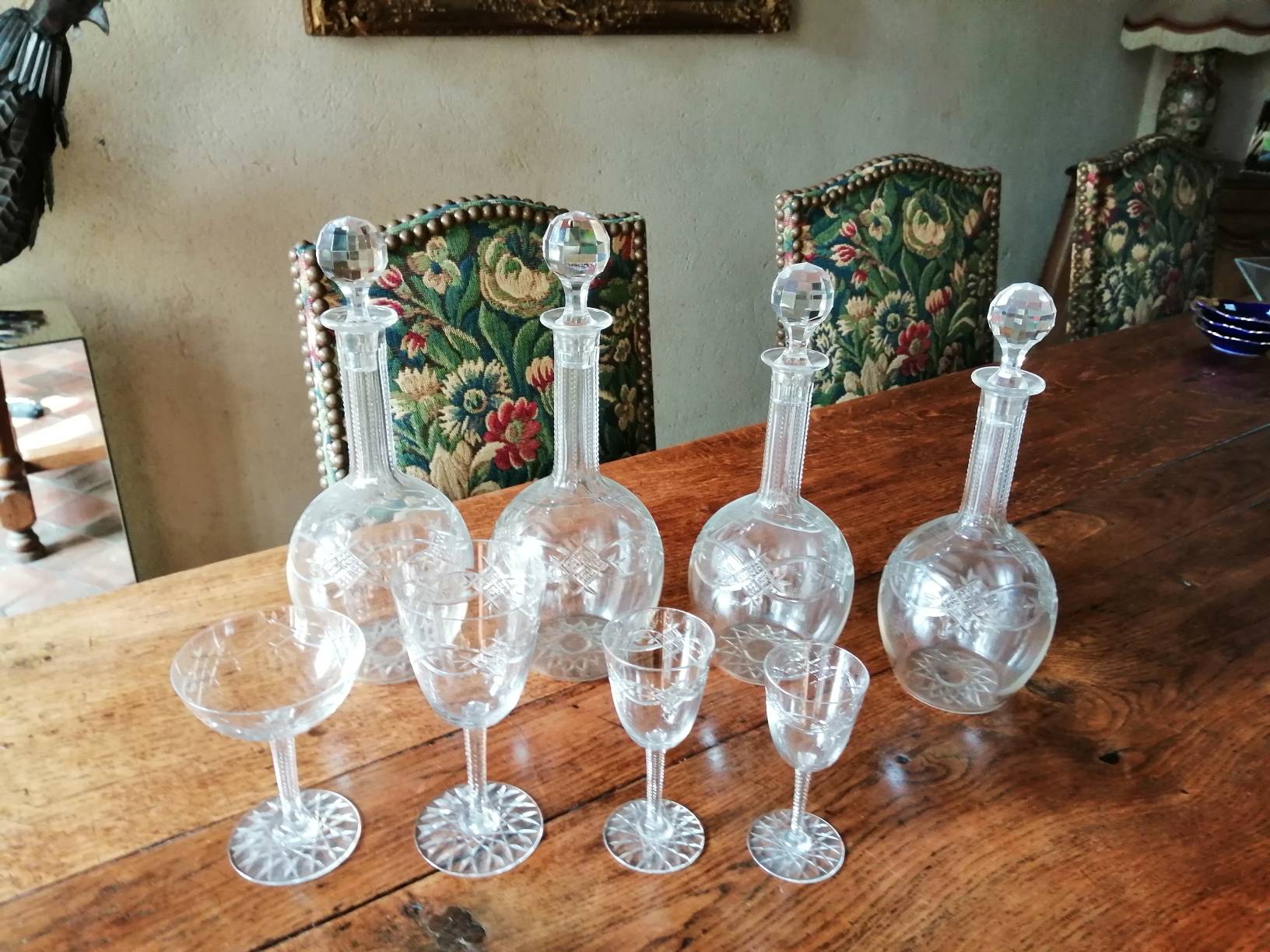 Service de verres en cristal de Baccarat très ancien