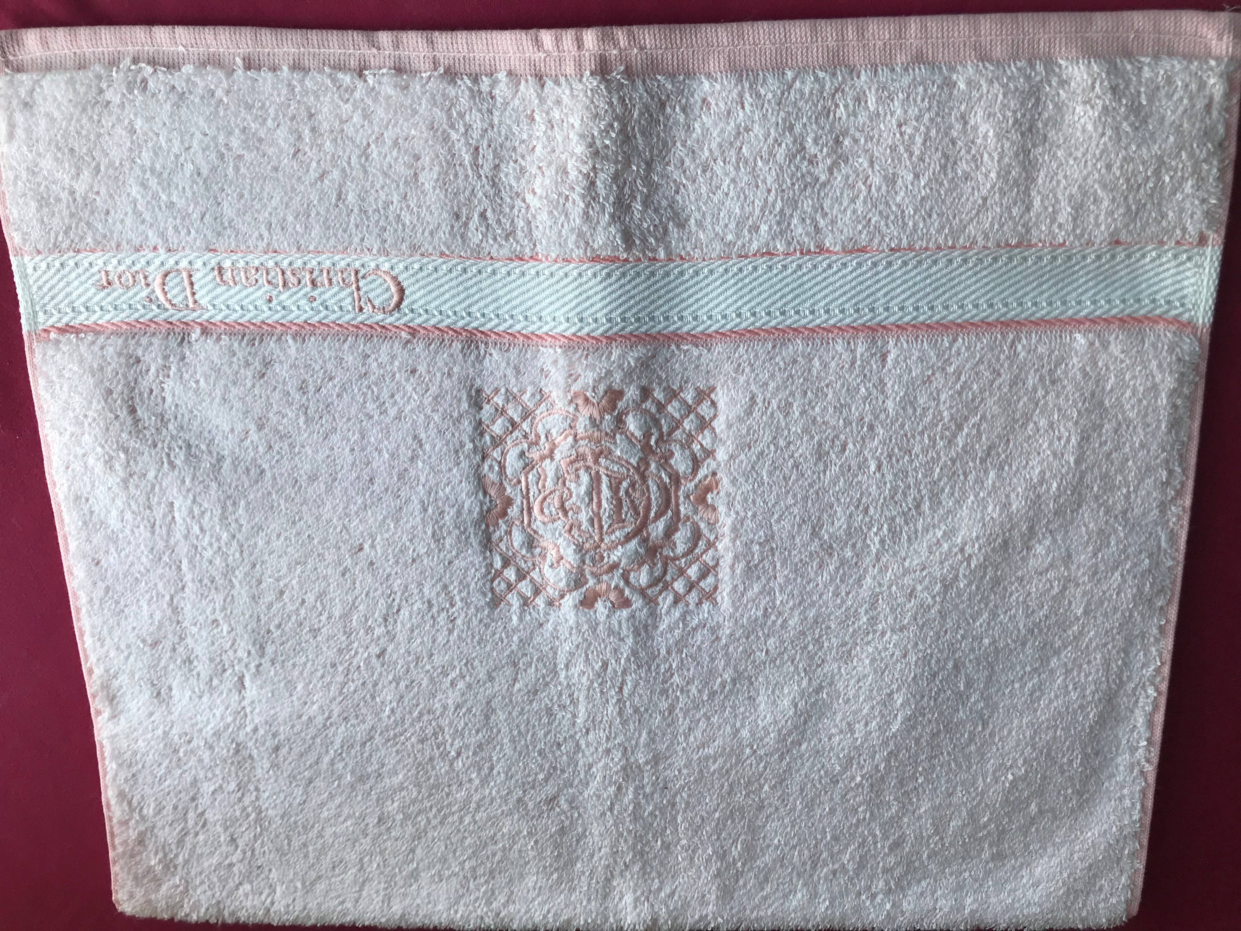 Linge de Toilette : Serviettes de Bain, Tapis de Bain - Habitat