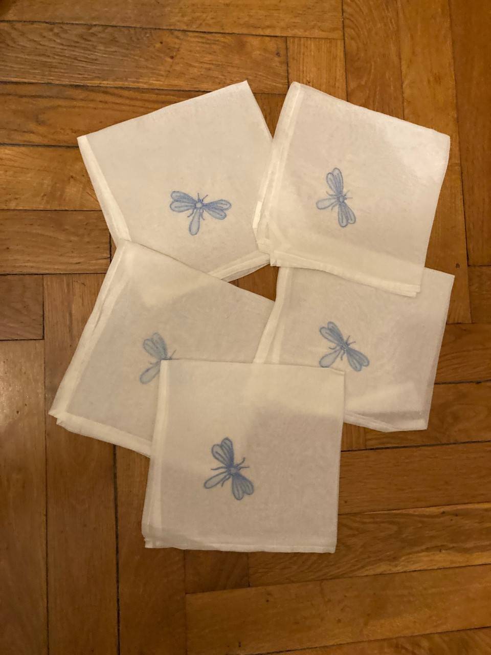 Lot de 5 serviettes neuves blanches avec motif libellule bleu