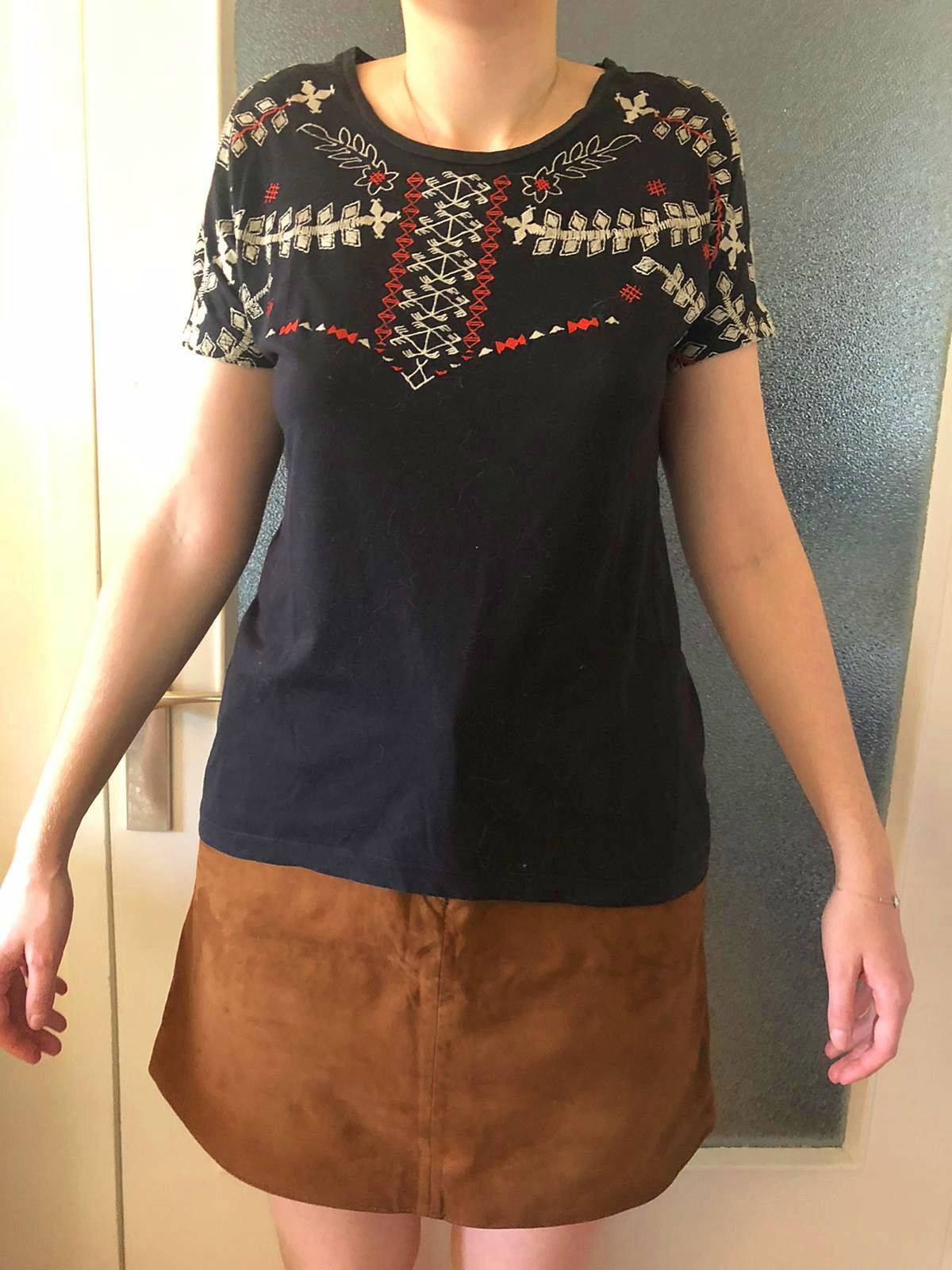 Tee-shirt noir ajouré Monoprix taille 40