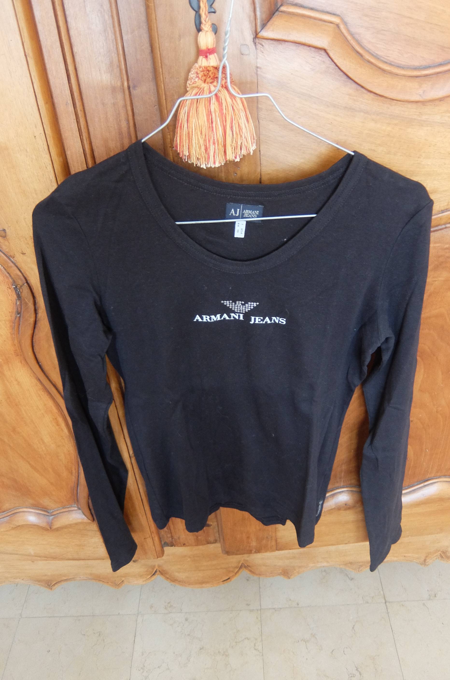 Vends t-shirt manches longues Armani Jeans - Taille XXL