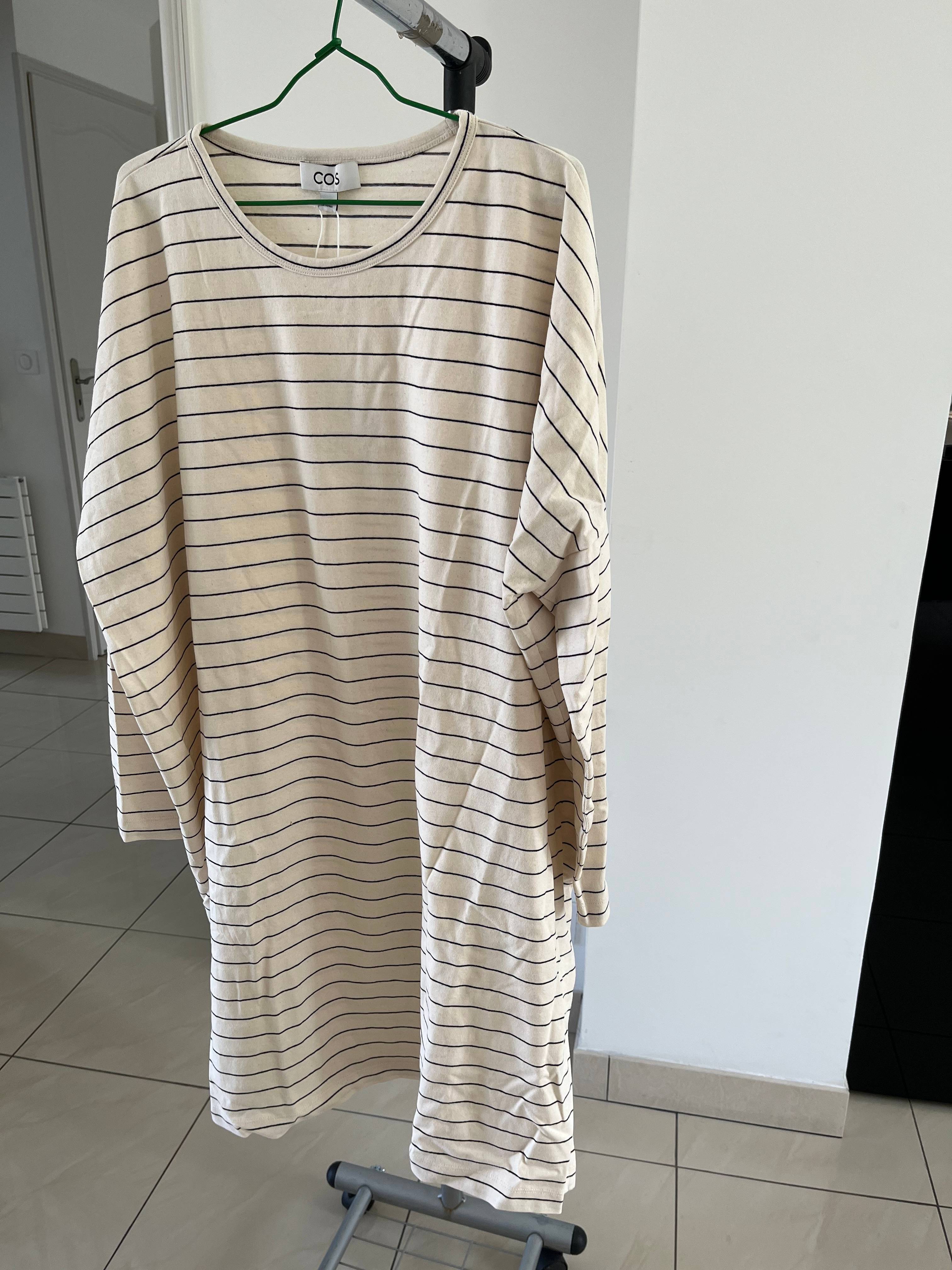 Neuf - Robe t-shirt oversize COS manches longues Taille M