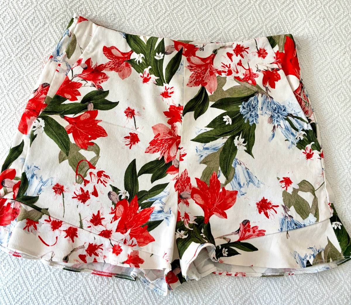 Short Zara
