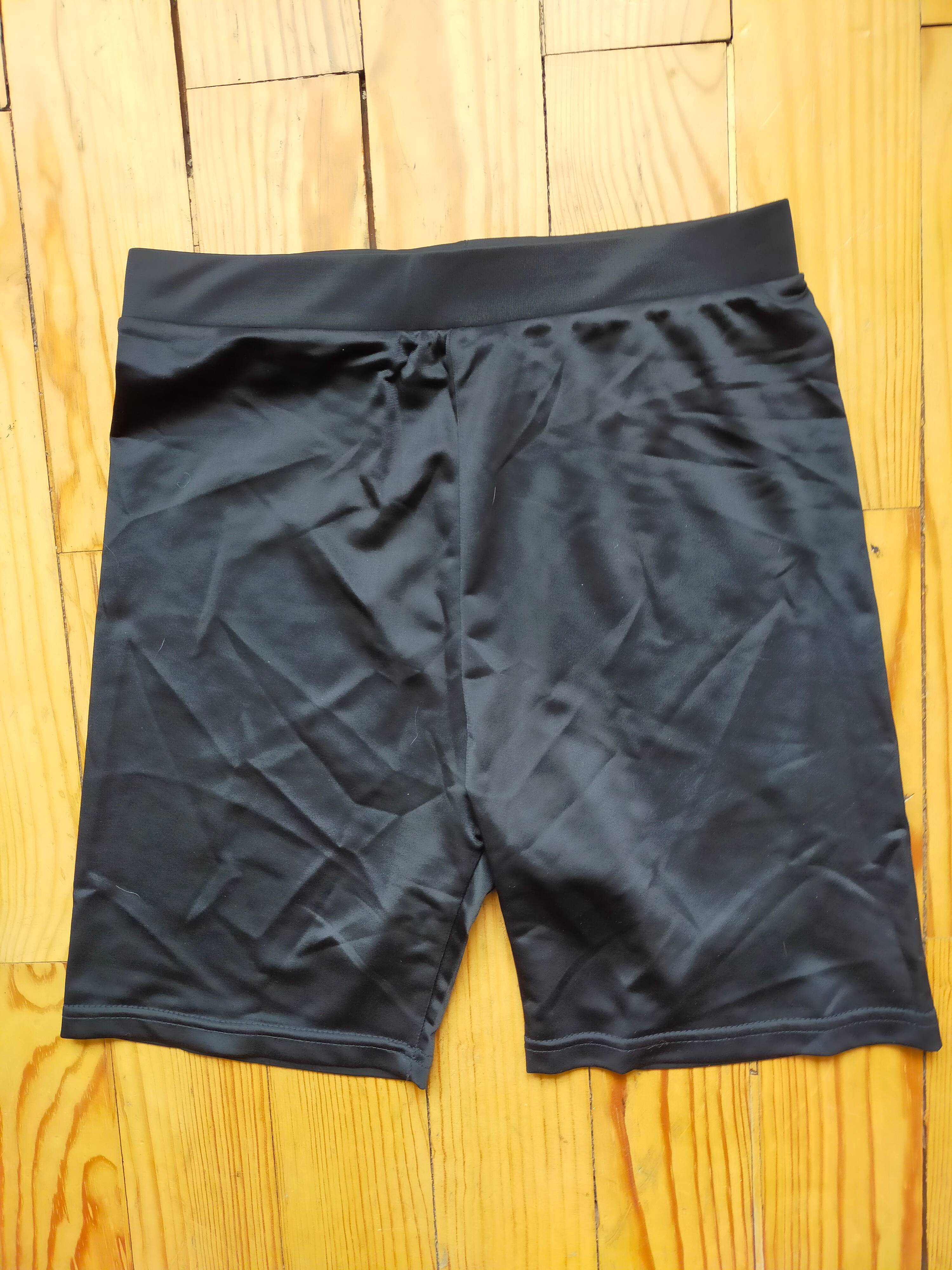 Short / caleçon court extensible noir S très bon état