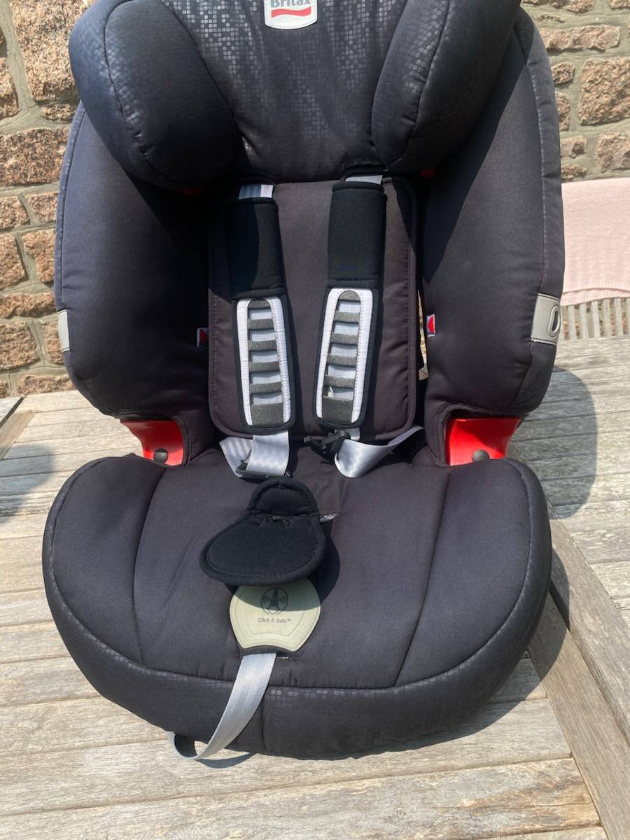 Siège auto Britax peu utilisé