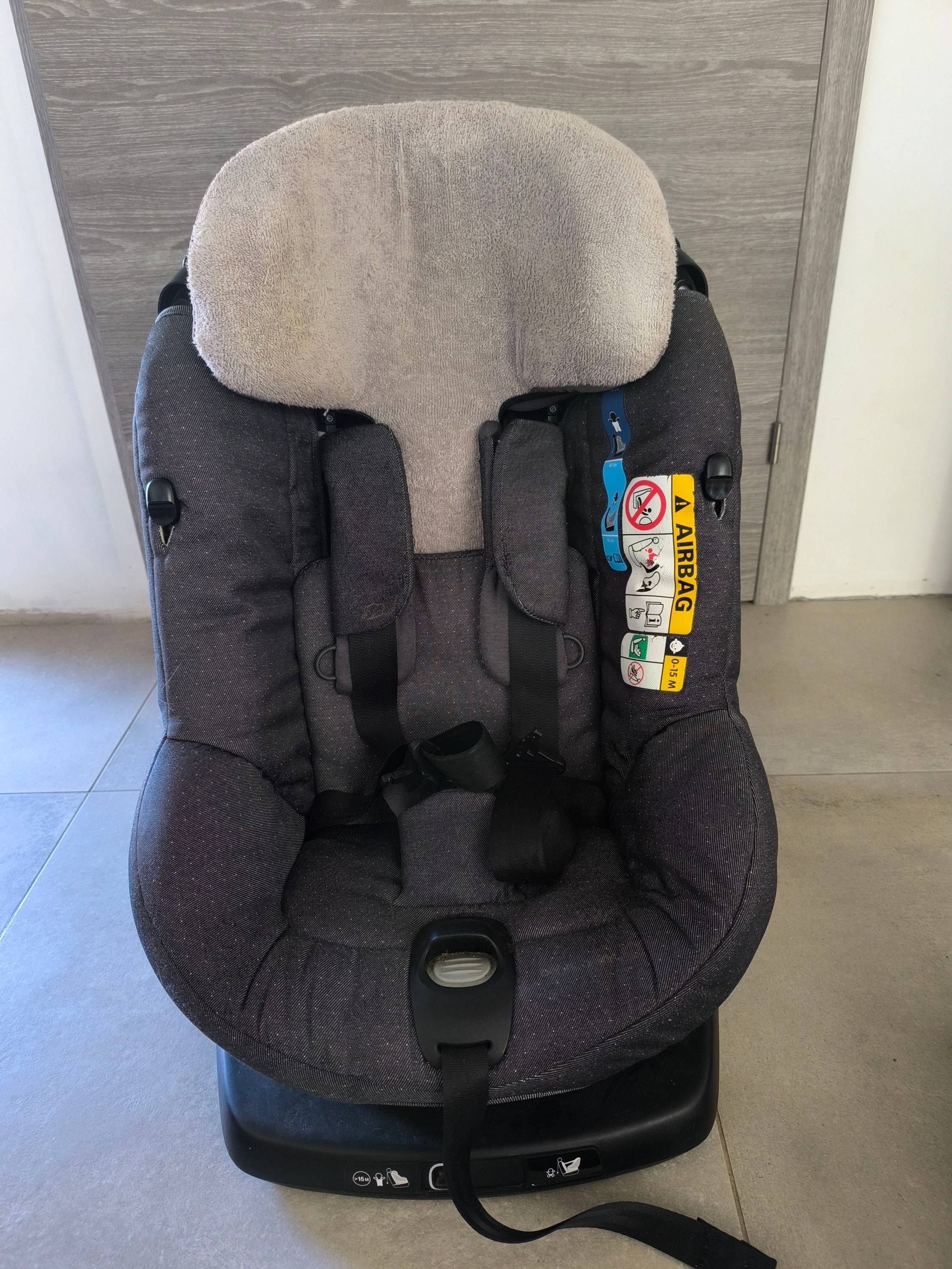 Vends siège auto bébé Romer Isofix