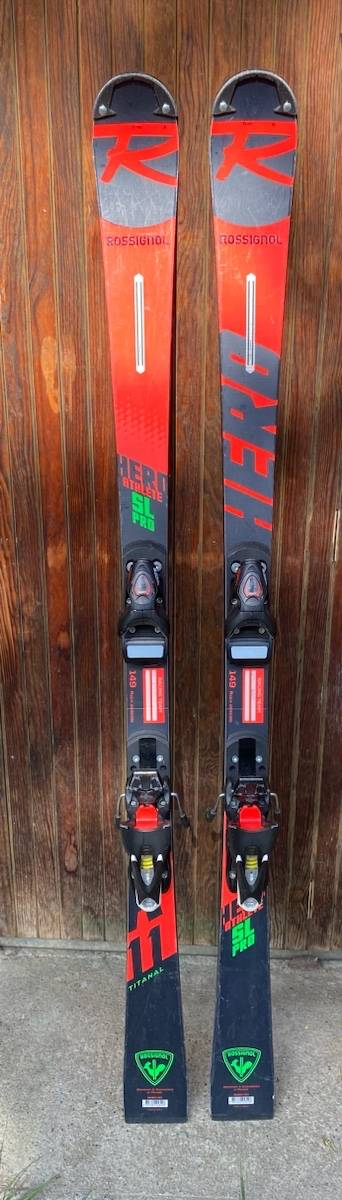 Vends ski slalom 149cm