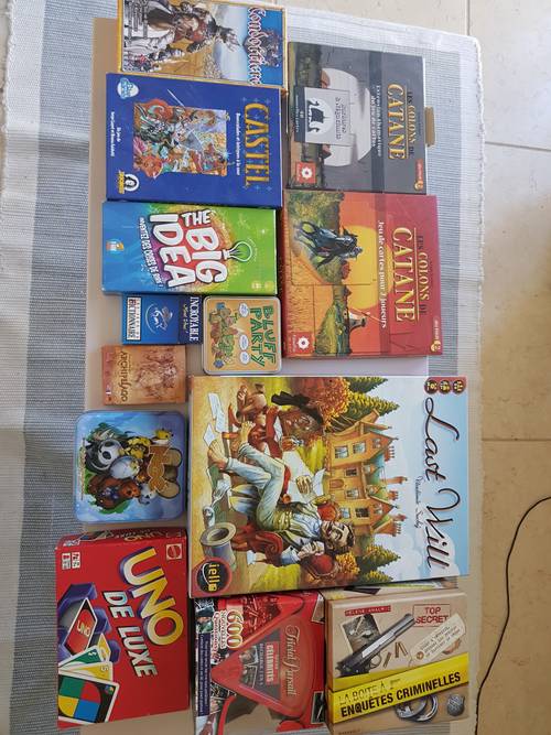 Lot de 17 jeux de société