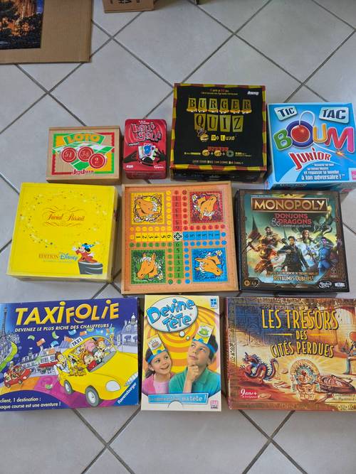 LOT DE 10 JEUX DE SOCIETE
