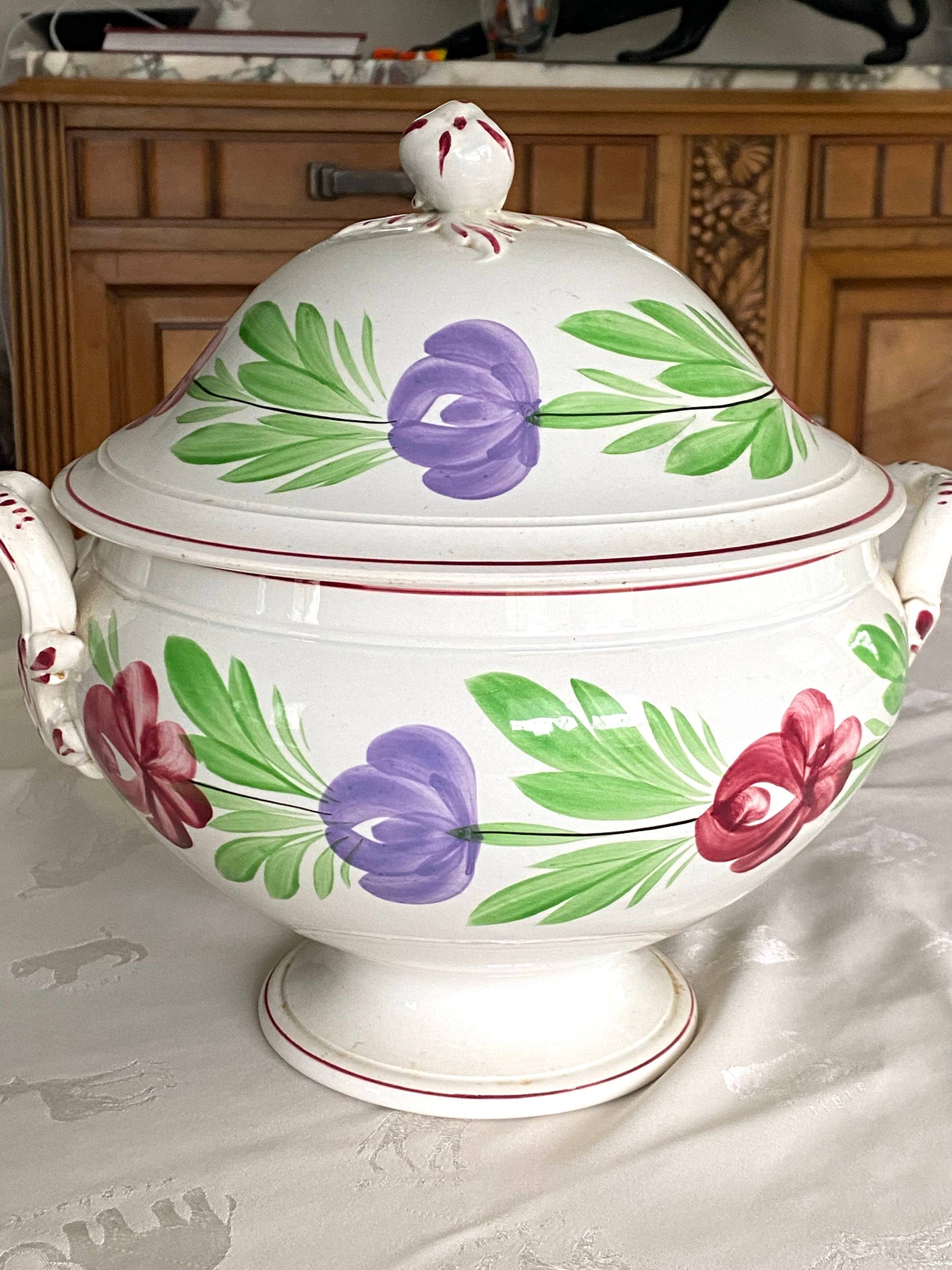 Soupière décor Fleurs Faïencerie de Sarreguemines France 1875 - 1900