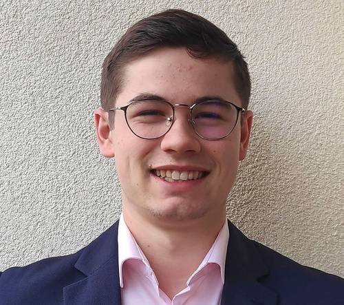 Propose soutien scolaire en maths/physique pour collège et lycée