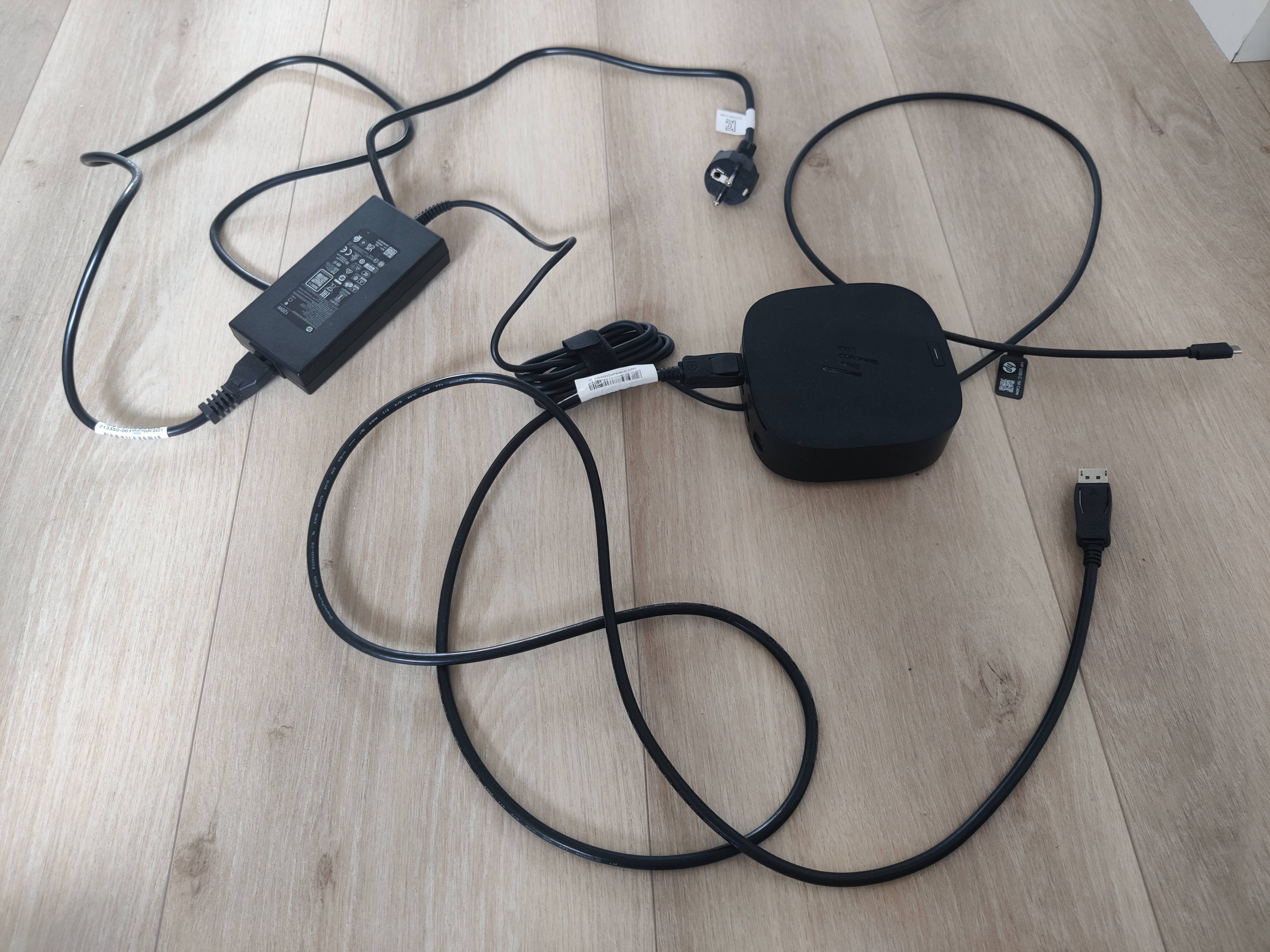 Station D'accueil HP Pour PC – Dock Officiel, D'occasion Mais En Super état !