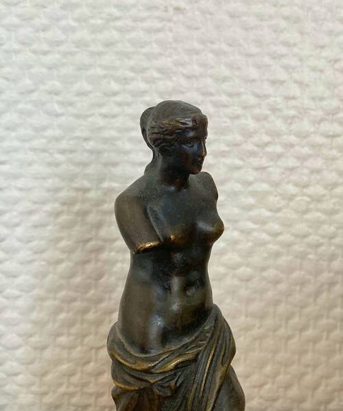 Venus de Milo statuette sculpture en bronze