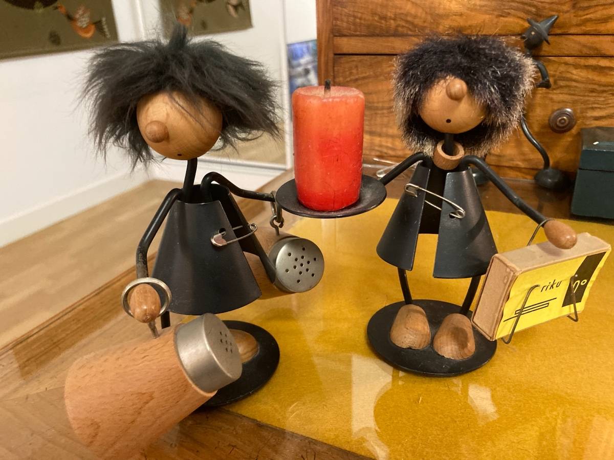 2 statuettes années 60