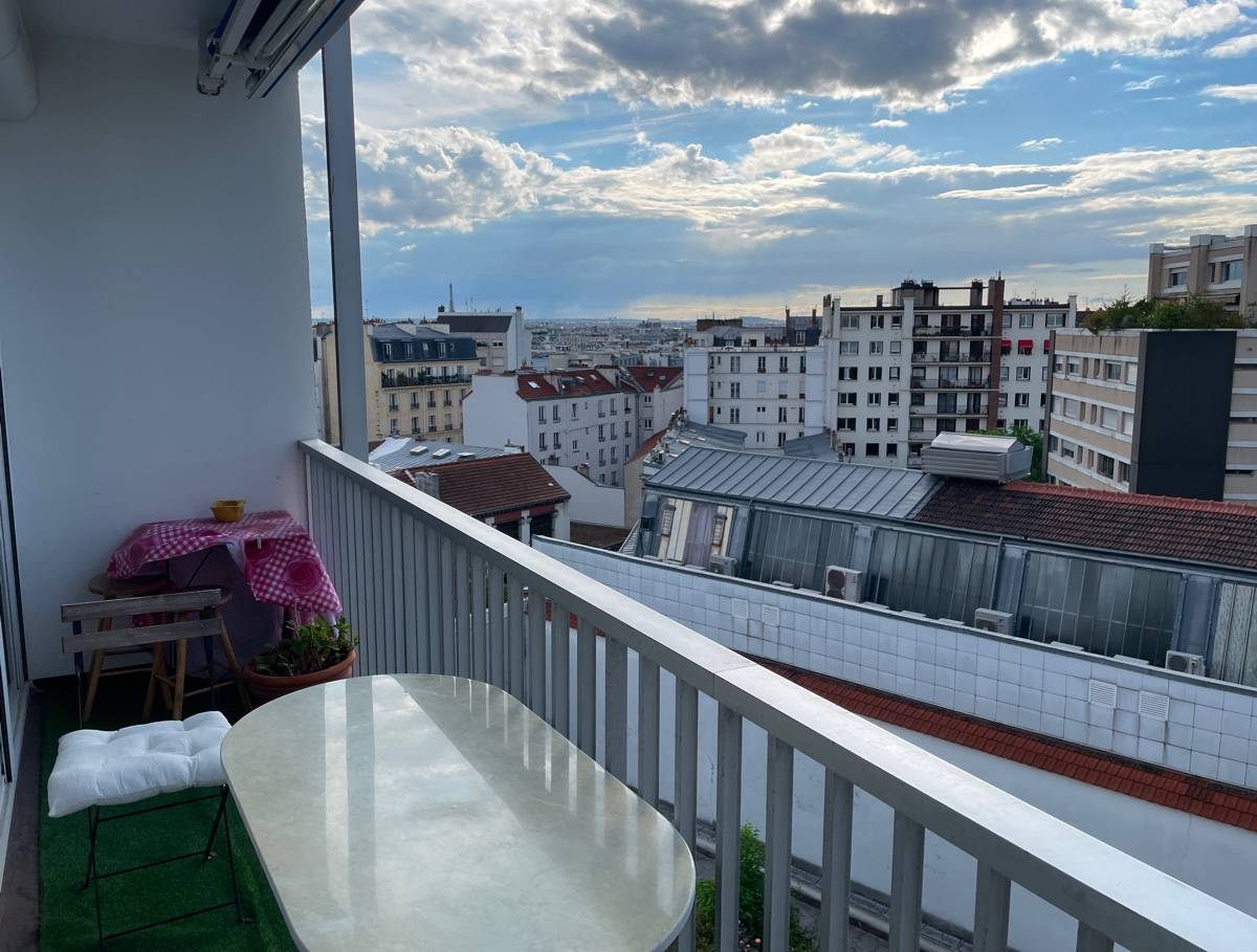 Loue Studio 32m² Paris 10ème calme clair