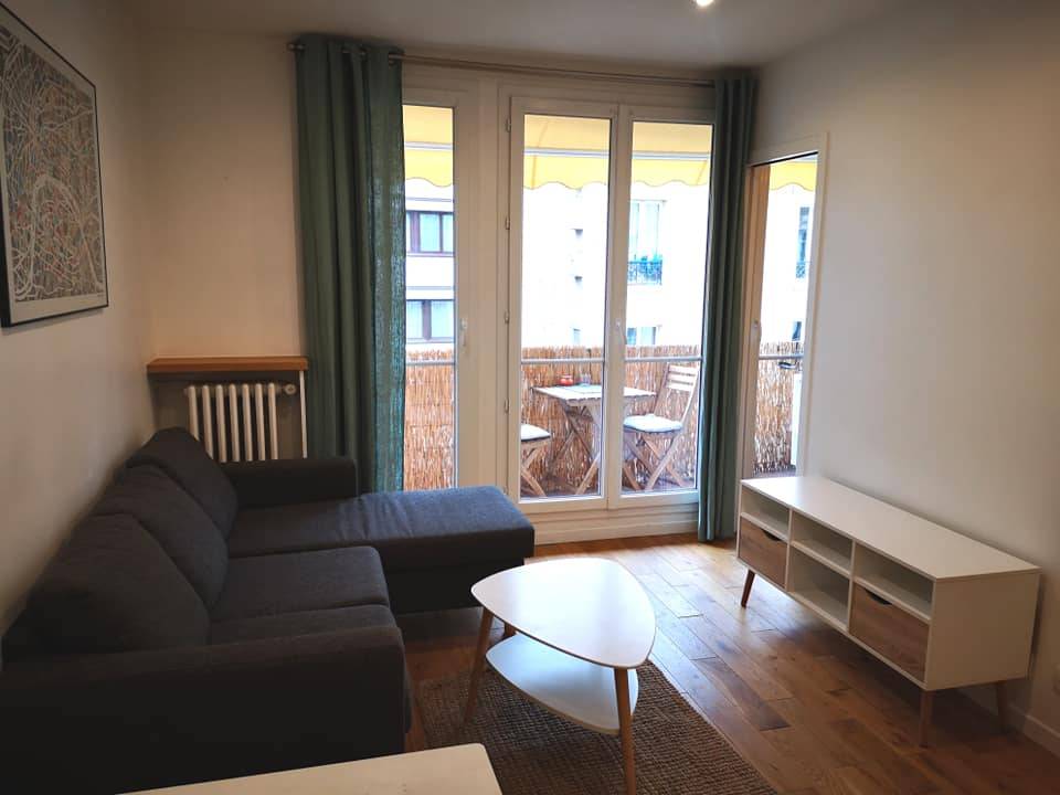 Loue Appartement Meublé avec Balcon - 29m² - Paris 18ème - Métros Jules Joffrin et Lamarck caulaincourt